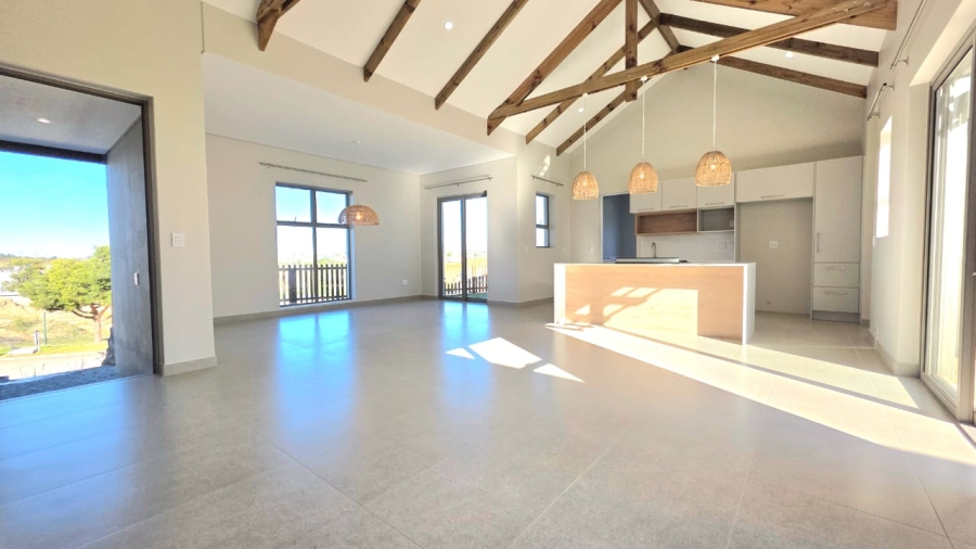 To Let 3 Bedroom Property for Rent in Blue Mountain Village Western Cape